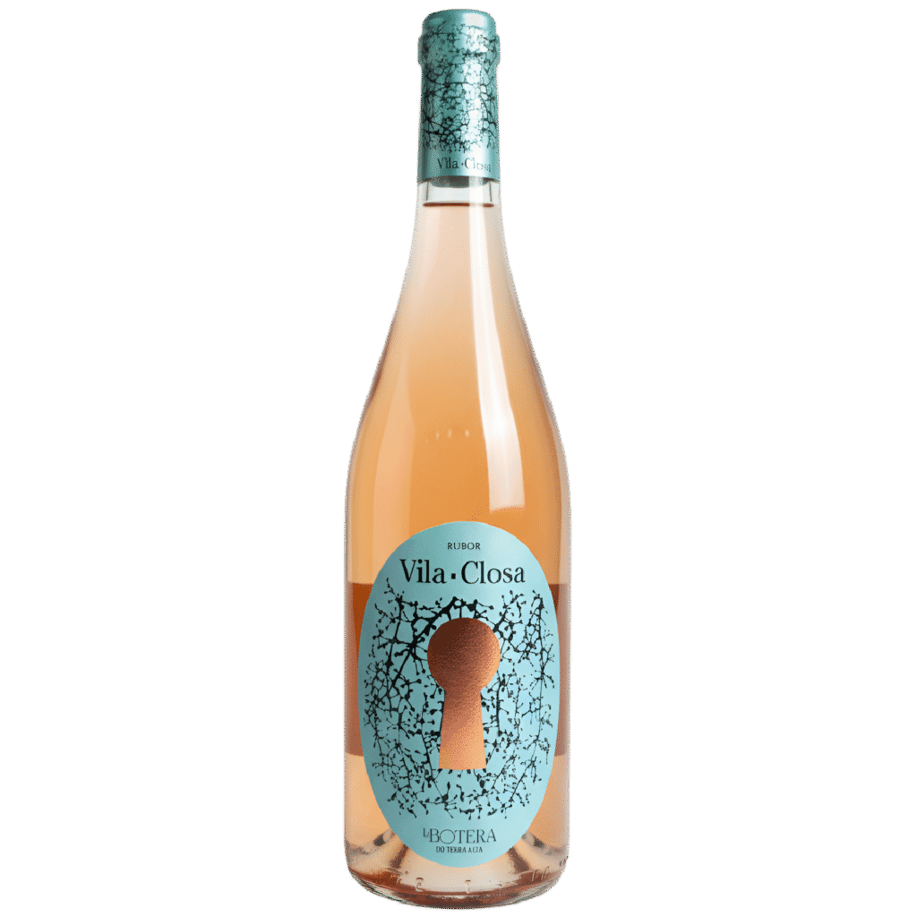 Vila-Closa Garnacha Negra rosé wine, pale salmon color from Terra Alta by Celler La Botera.